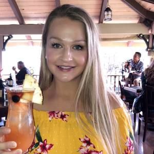 Meet your Posher, Roslynn